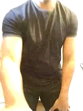 Snapshot of Jota_show chatting on December 1, 7:58 pm Jota show online show from December 1, 7:58 pm