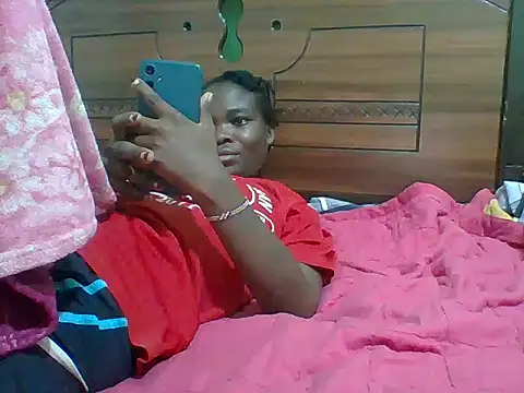 sexxyqueenn22 online show from October 4, 2:04 pm