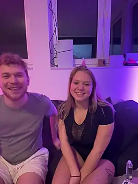 Snapshot of NickyGold_Official chatting on January 10, 10:25 pm NickyGold Official online show from January 10, 10:25 pm