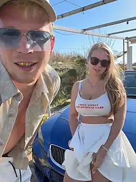 Snapshot of NickyGold_Official chatting on March 8, 1:14 pm NickyGold Official online show from March 8, 1:14 pm