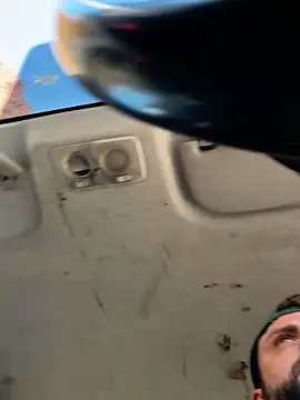 Snapshot of michifolli92 chatting on November 10, 1:21 pm michifolli92 online show from November 10, 1:21 pm