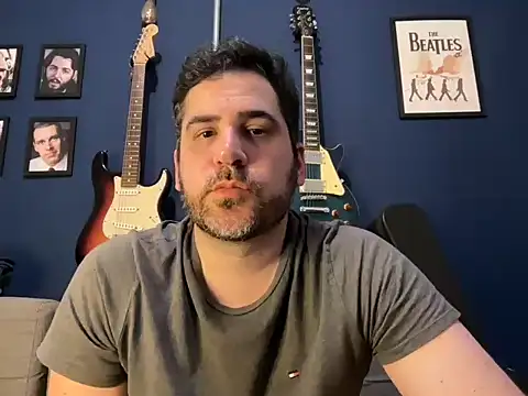 hotsafadinho online show from January 18, 2:14 am