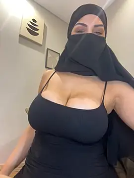 Amberonee31 online show from March 2, 7:21 pm