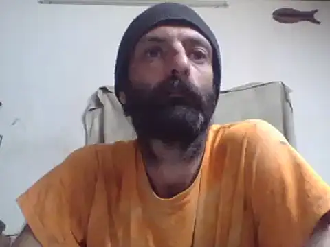 Snapshot of BigPeter6987 chatting on December 9, 9:26 pm BigPeter6987 online show from December 9, 9:26 pm