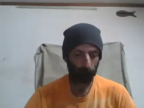 Snapshot of BigPeter6987 chatting on December 11, 7:03 pm BigPeter6987 online show from December 11, 7:03 pm