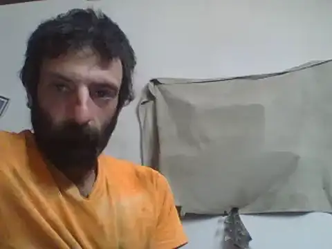 Snapshot of BigPeter6987 chatting on December 14, 3:25 pm BigPeter6987 online show from December 14, 3:25 pm