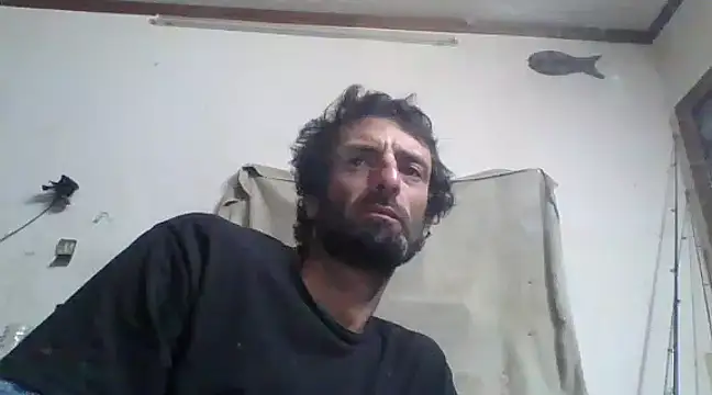 Snapshot of BigPeter6987 chatting on December 26, 7:16 pm BigPeter6987 online show from December 26, 7:16 pm