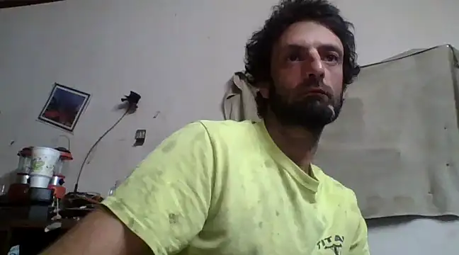 Snapshot of BigPeter6987 chatting on December 28, 2:32 pm BigPeter6987 online show from December 28, 2:32 pm