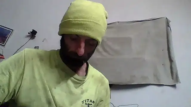 Snapshot of BigPeter6987 chatting on January 13, 7:00 am BigPeter6987 online show from January 13, 7:00 am