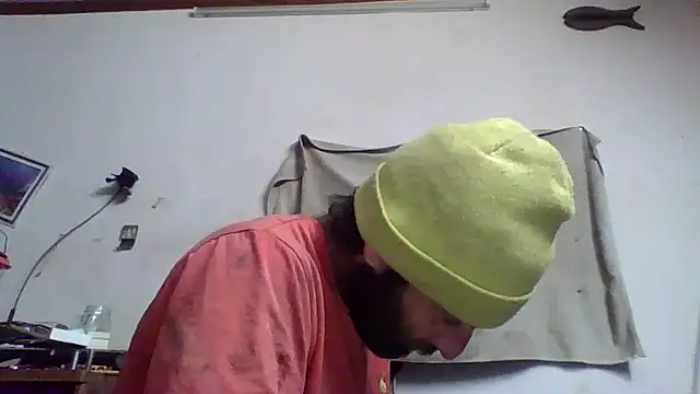 Snapshot of BigPeter6987 chatting on January 19, 7:25 am BigPeter6987 online show from January 19, 7:25 am