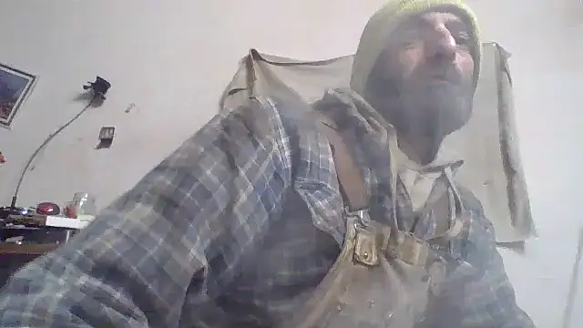 Snapshot of BigPeter6987 chatting on January 20, 2:36 pm BigPeter6987 online show from January 20, 2:36 pm