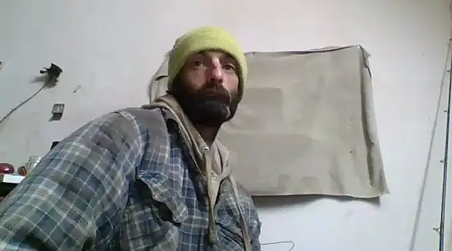 Snapshot of BigPeter6987 chatting on January 21, 3:43 pm BigPeter6987 online show from January 21, 3:43 pm