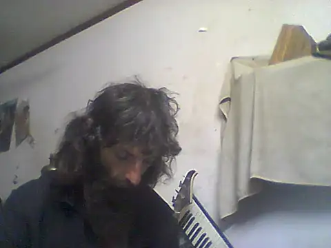 Snapshot of BigPeter6987 chatting on April 22, 8:32 pm BigPeter6987 online show from April 22, 8:32 pm