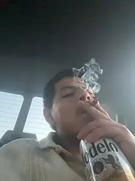 Snapshot of MynameisPaco chatting on March 1, 10:45 pm MynameisPaco online show from March 1, 10:45 pm