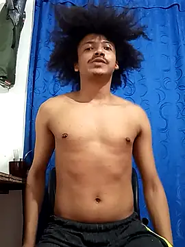 Snapshot of Leunamt chatting on April 14, 4:18 am Leunamt online show from April 14, 4:18 am