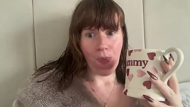 redheadrosie69 online show from February 13, 10:00 am