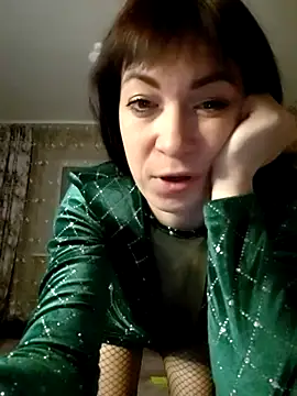 NikaXBerry online show from January 2, 5:39 pm