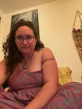 Snapshot of juicyrubies chatting on March 17, 3:40 pm juicyrubies online show from March 17, 3:40 pm