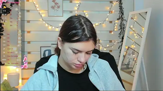 Josephine Kiss online show from January 8, 1:46 pm