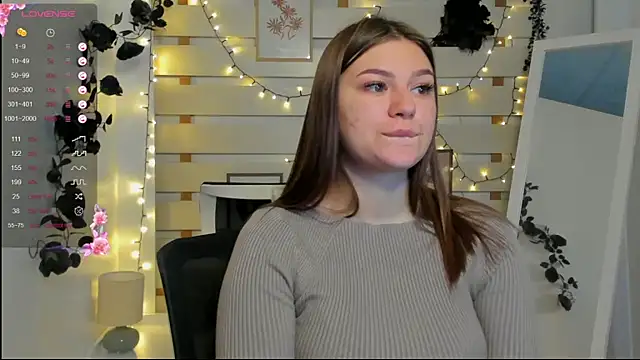 Josephine Kiss online show from March 15, 10:21 am