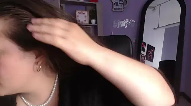 SaraThomso online show from December 30, 6:20 am