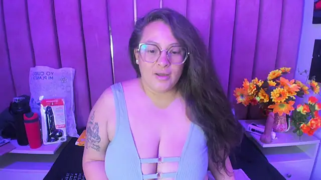 SaraThomso online show from November 12, 3:29 am