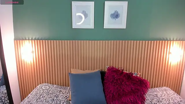  anavictoria  online show from October 17, 6:32 pm