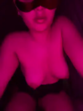 Snapshot of Saraaaaaaxnx chatting on March 3, 5:13 am Saraaaaaaxnx online show from March 3, 5:13 am