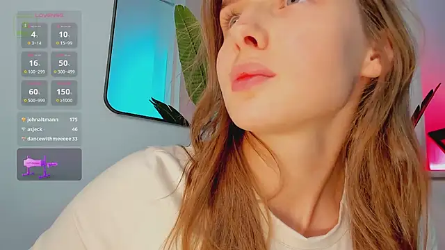 Whitney Svonn online show from December 13, 10:51 am