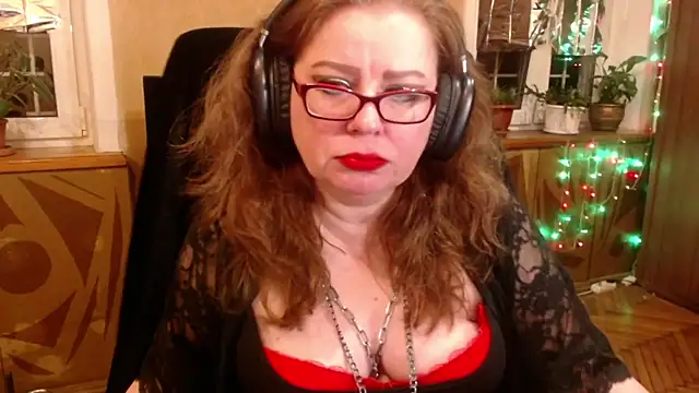 Miss Tress online show from September 28, 10:04 pm