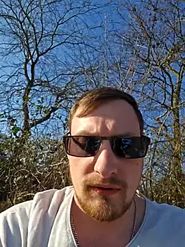 Snapshot of Relsxboy chatting on March 21, 3:13 pm Relsxboy online show from March 21, 3:13 pm