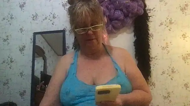 musclebooty70 online show from January 19, 3:18 am