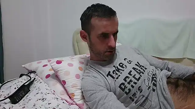 Snapshot of stevenpit chatting on January 11, 9:04 am stevenpit online show from January 11, 9:04 am