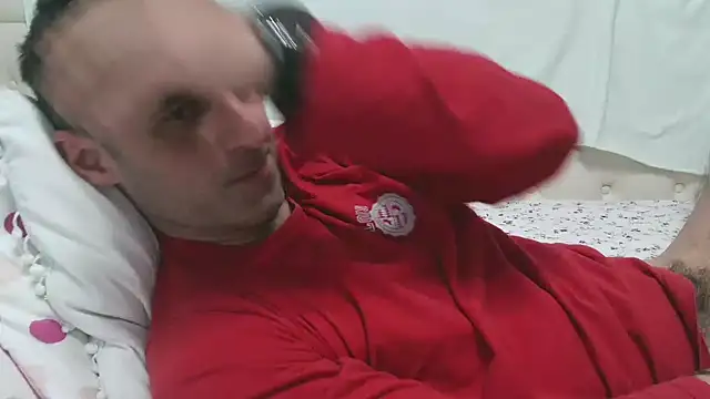 Snapshot of stevenpit chatting on March 8, 2:30 pm stevenpit online show from March 8, 2:30 pm