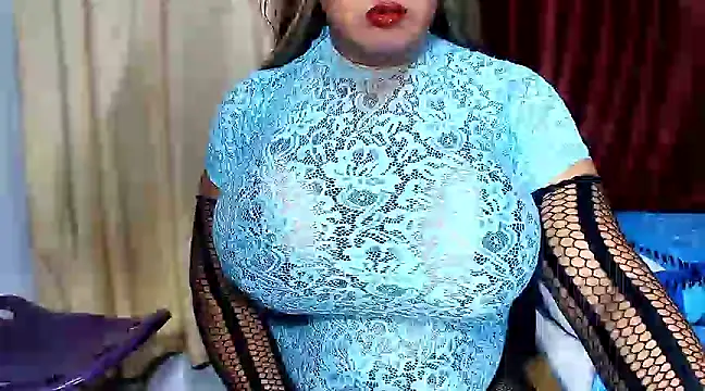 Snapshot of alessia_hot69 chatting on March 15, 6:10 pm alessia hot69 online show from March 15, 6:10 pm