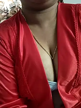 cuteyqueen online show from December 6, 5:42 am