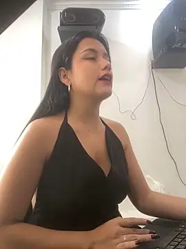 AbbyMillerrr online show from December 12, 8:21 pm