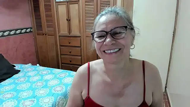 Snapshot of Carlaa-69 chatting on March 3, 9:26 pm Carlaa-69 online show from March 3, 9:26 pm