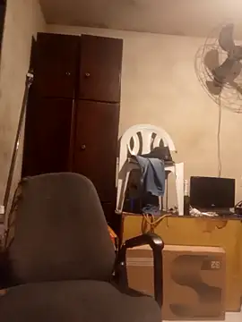 Snapshot of Claudiop2061 chatting on September 28, 5:40 pm Claudiop2061 online show from September 28, 5:40 pm