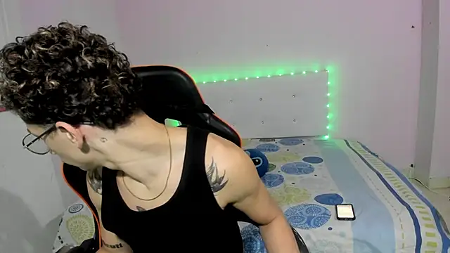 Snapshot of mateodeamjo chatting on October 29, 8:38 am mateodeamjo online show from October 29, 8:38 am