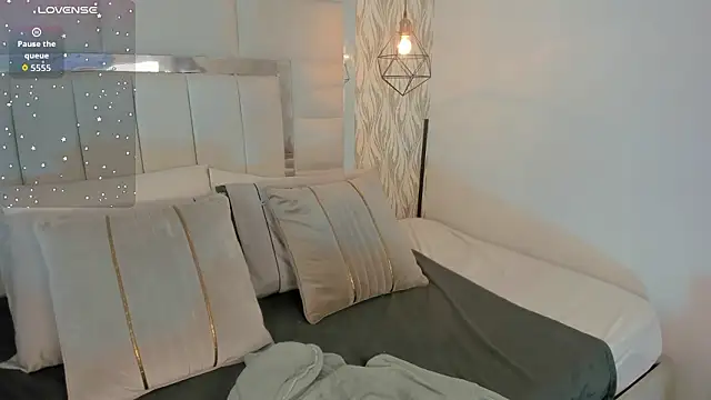 1m dalhia online show from February 11, 8:36 pm