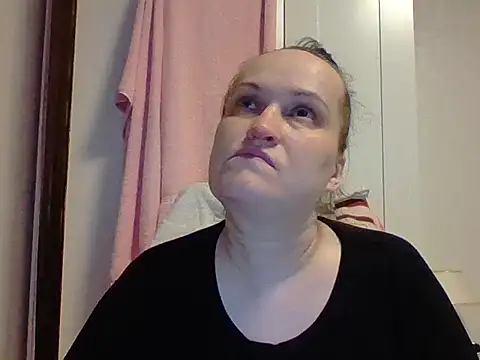 Snapshot of _squirty_cum_lady_ chatting on March 8, 5:22 pm squirty cum lady online show from March 8, 5:22 pm