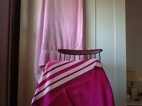 Snapshot of _squirty_cum_lady_ chatting on March 10, 7:32 am squirty cum lady online show from March 10, 7:32 am