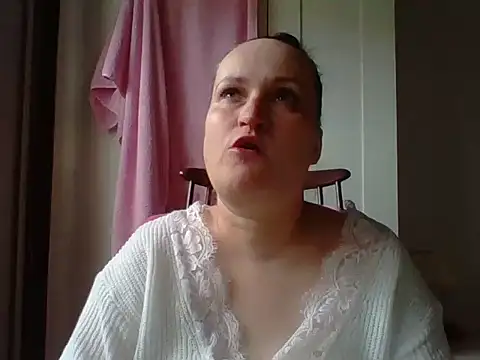 Snapshot of _squirty_cum_lady_ chatting on March 11, 11:44 am squirty cum lady online show from March 11, 11:44 am