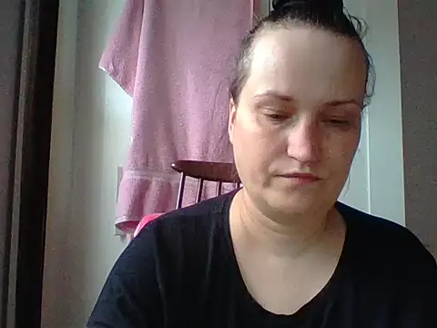 Snapshot of _squirty_cum_lady_ chatting on March 17, 7:13 am squirty cum lady online show from March 17, 7:13 am