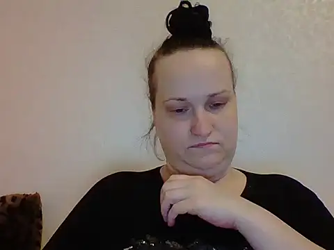 Snapshot of _squirty_cum_lady_ chatting on March 17, 7:26 pm squirty cum lady online show from March 17, 7:26 pm