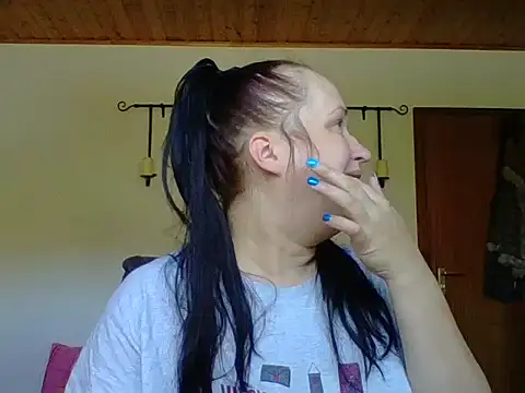 Snapshot of _squirty_cum_lady_ chatting on September 14, 8:13 am squirty cum lady online show from September 14, 8:13 am