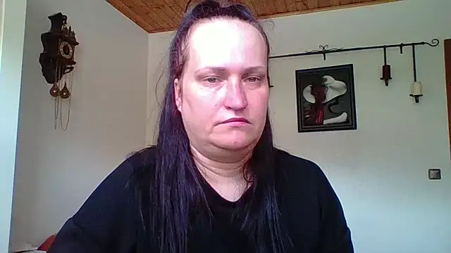 Snapshot of _squirty_cum_lady_ chatting on September 16, 9:43 am squirty cum lady online show from September 16, 9:43 am