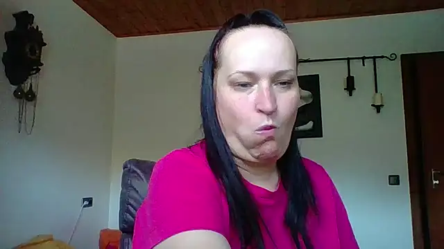 Snapshot of _squirty_cum_lady_ chatting on September 19, 6:59 am squirty cum lady online show from September 19, 6:59 am