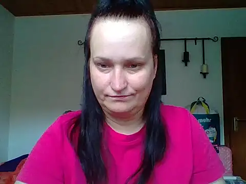 Snapshot of _squirty_cum_lady_ chatting on September 20, 7:09 am squirty cum lady online show from September 20, 7:09 am